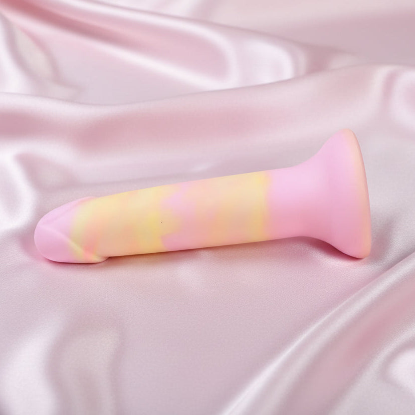 Layla Dildo
